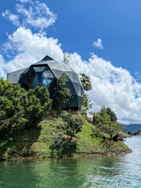 Tiny Lake House - Guatapé